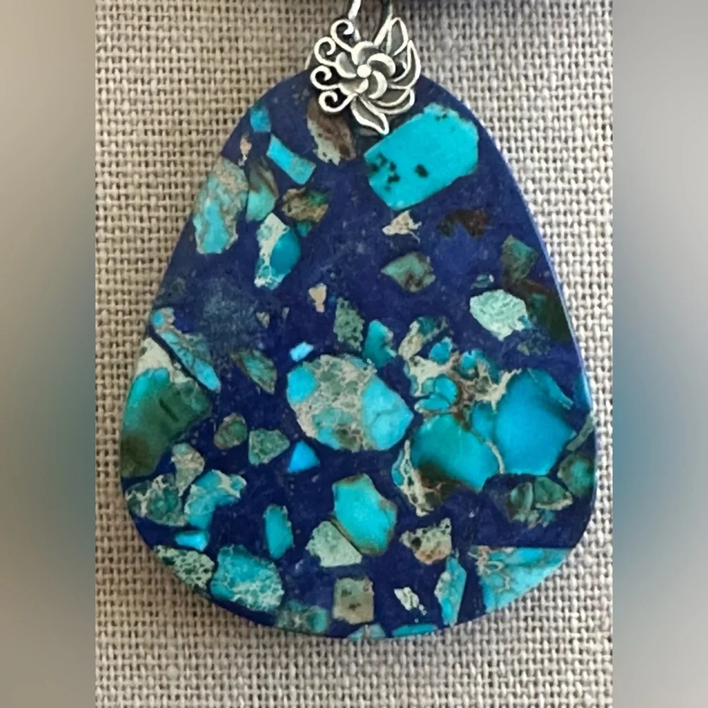 20 Inch Wood bead necklace NWOT - Picture 9 of 12